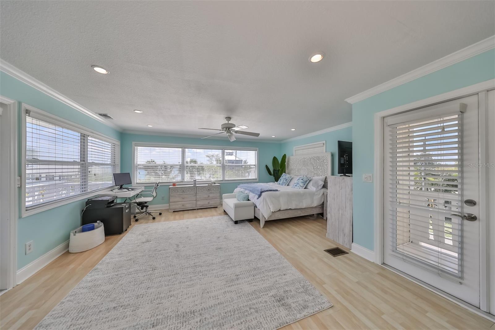13004 Boca Ciega Ave Property Photo 21