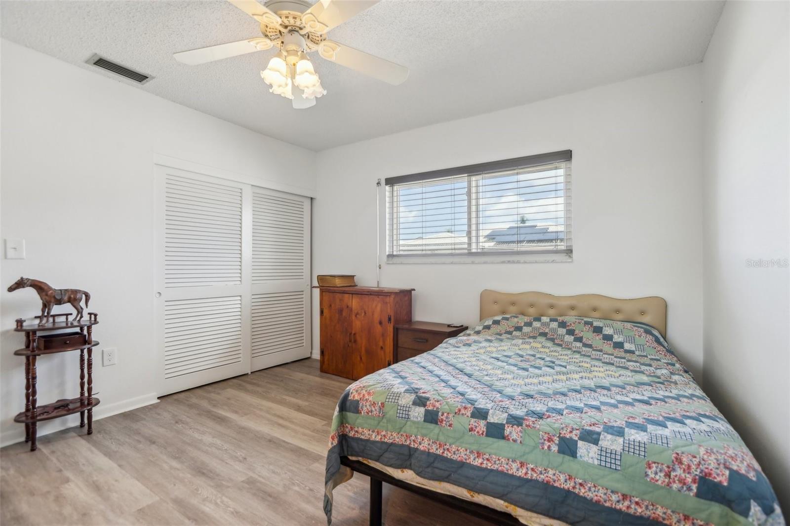 5396 Acacia Trl N Property Photo 22
