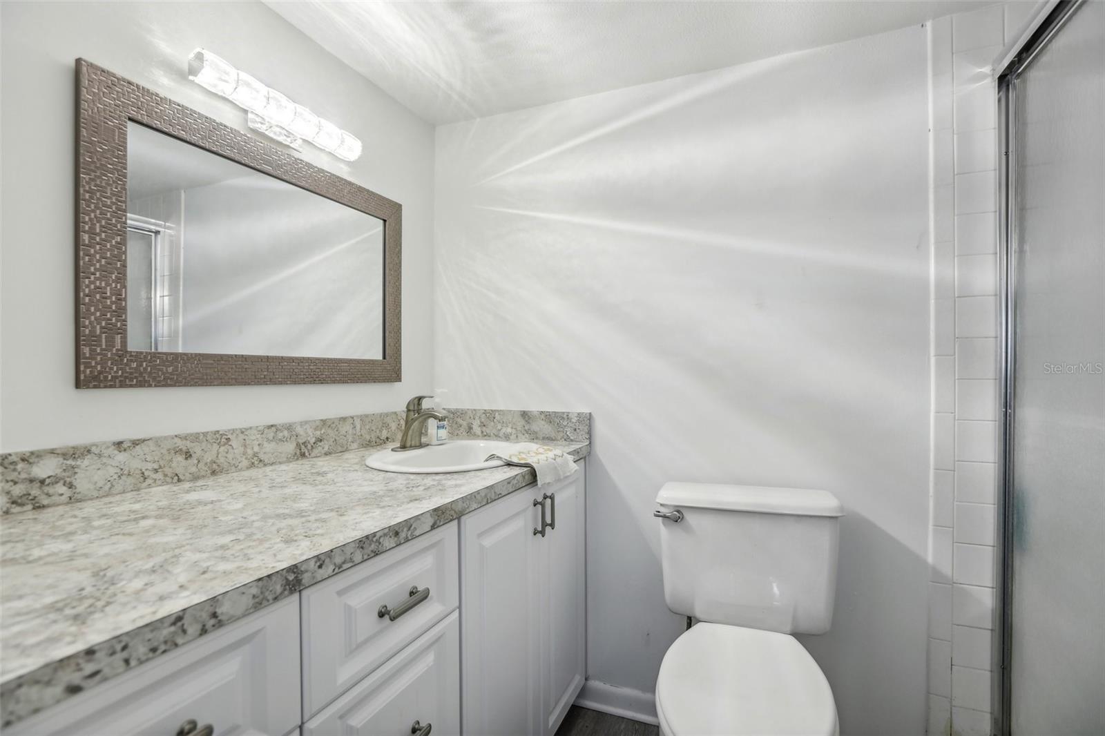 5396 Acacia Trl N Property Photo 28