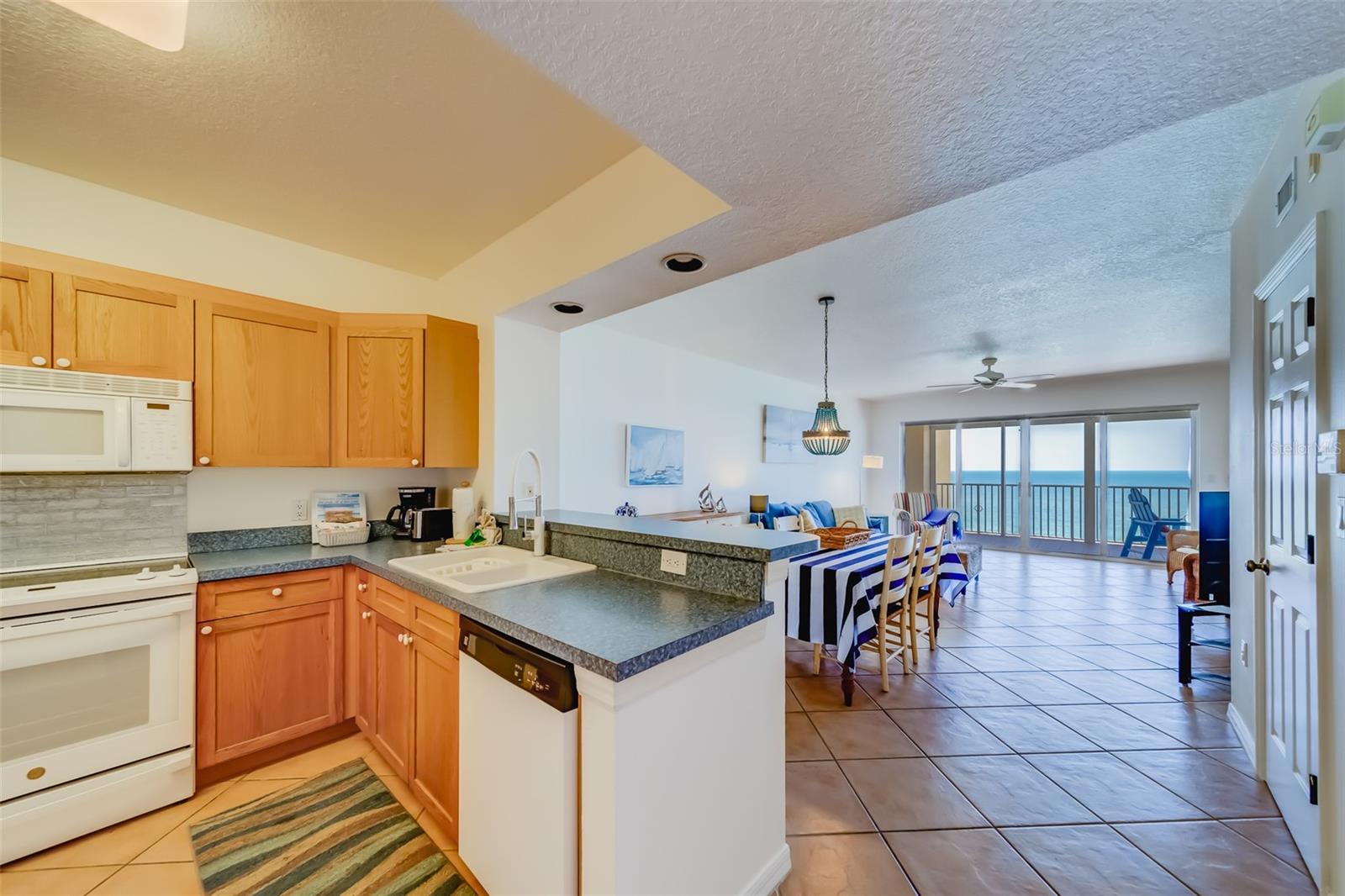 16550 Gulf Blvd #643 Property Photo 16