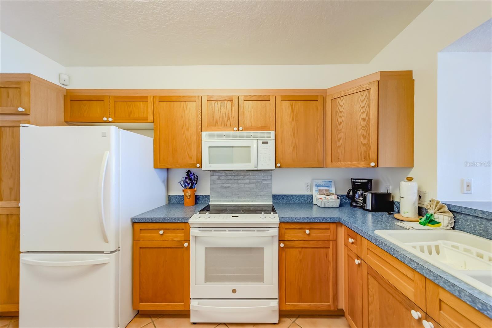 16550 Gulf Blvd #643 Property Photo 18