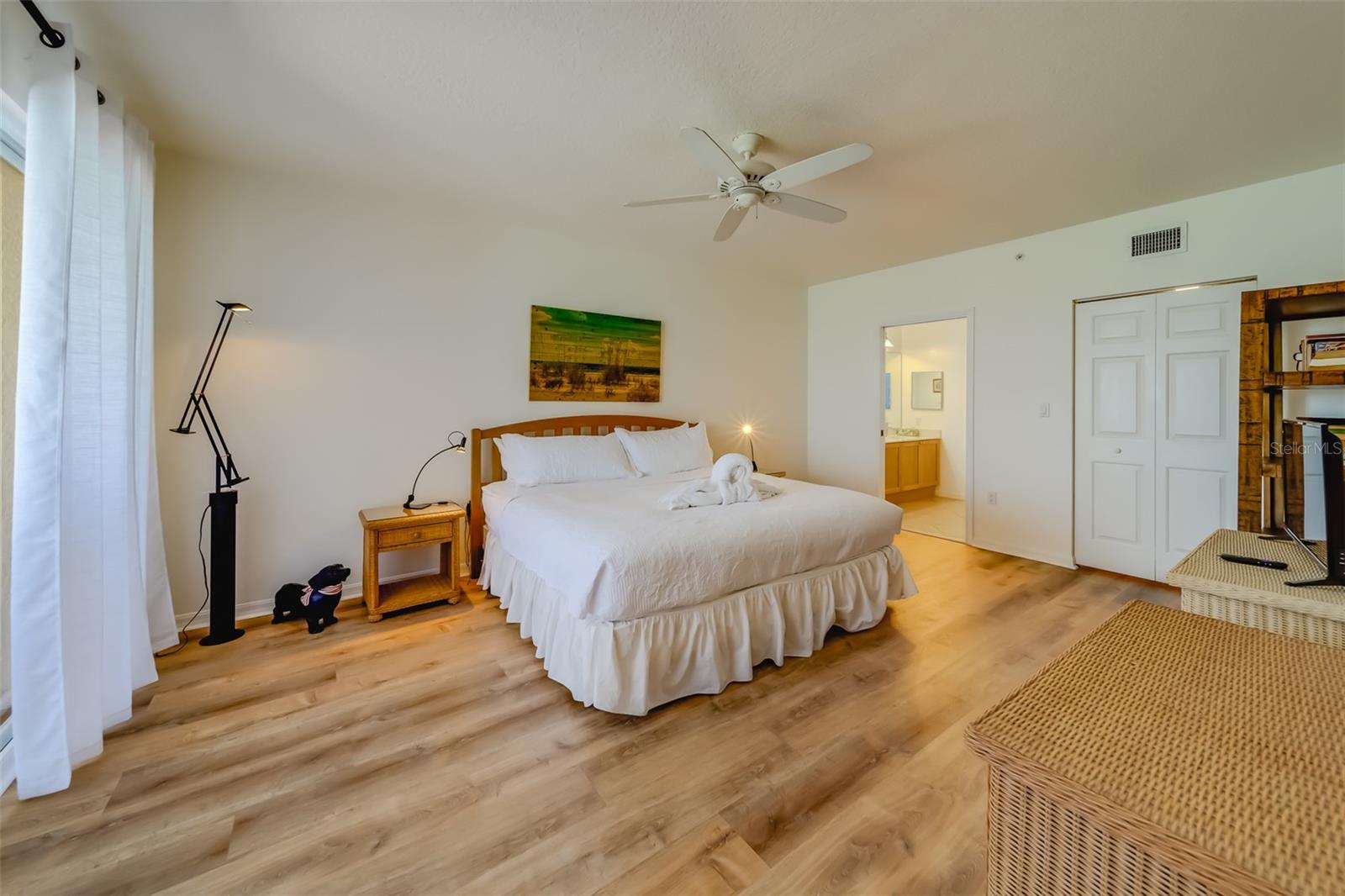 16550 Gulf Blvd #643 Property Photo 21