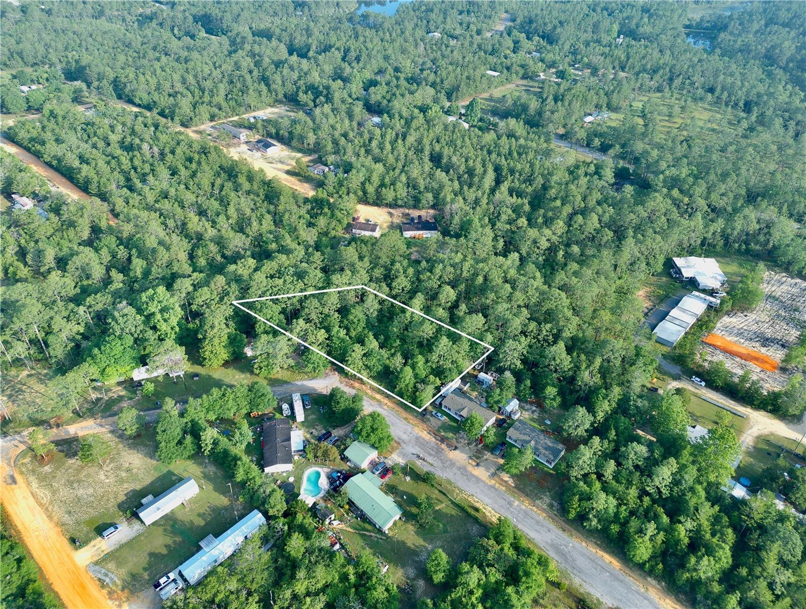 PINETREE LN