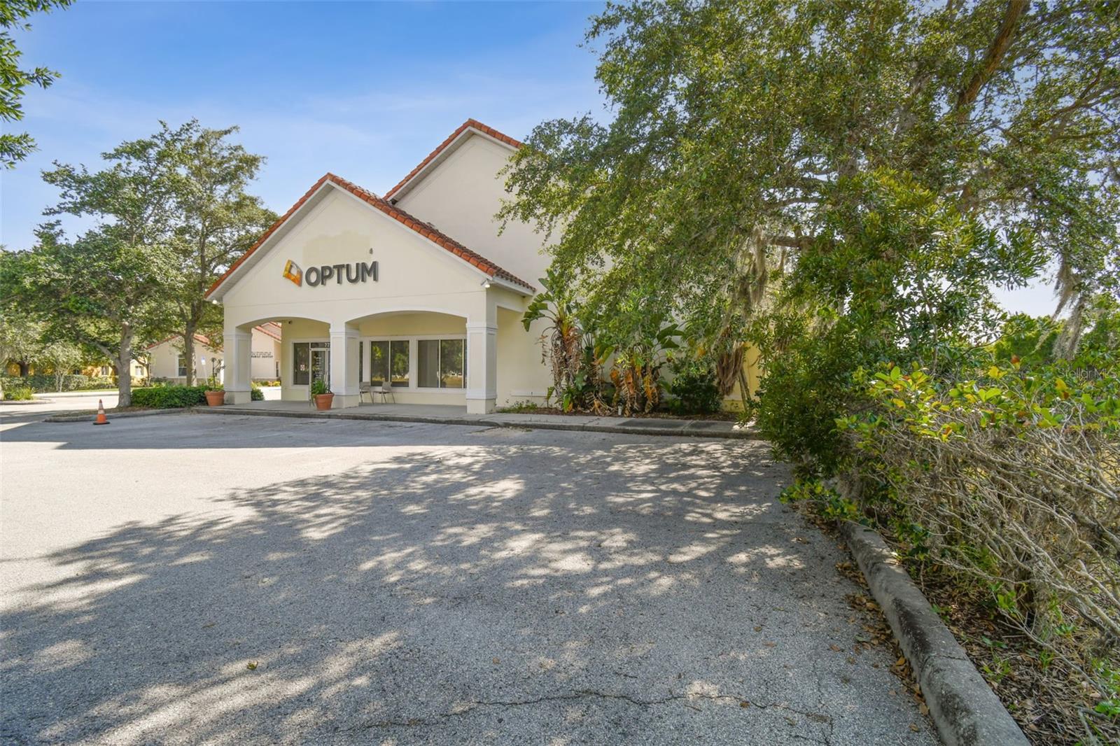 772 Cortaro Dr Property Photo 4