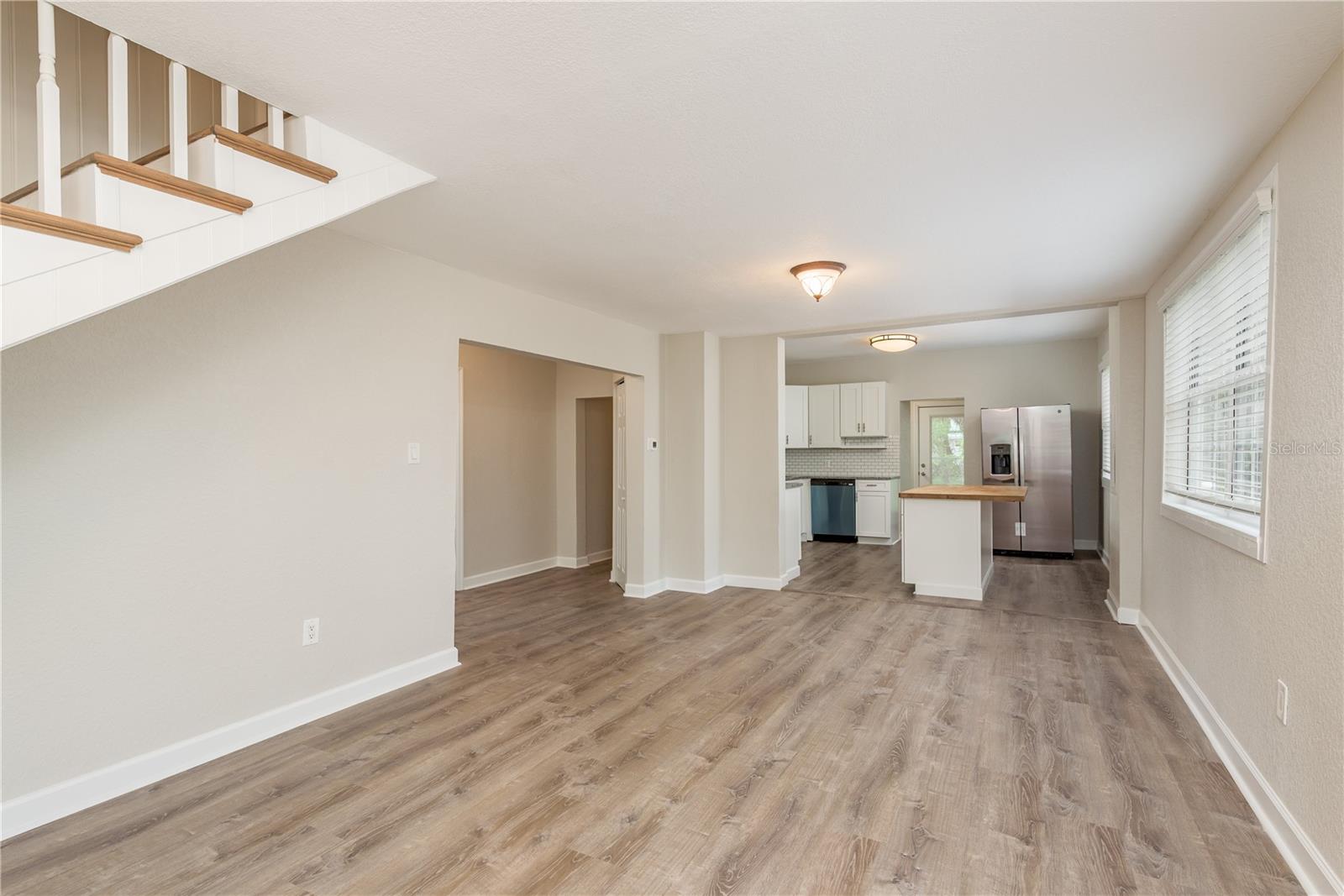 49 W Boyer St Property Photo 4