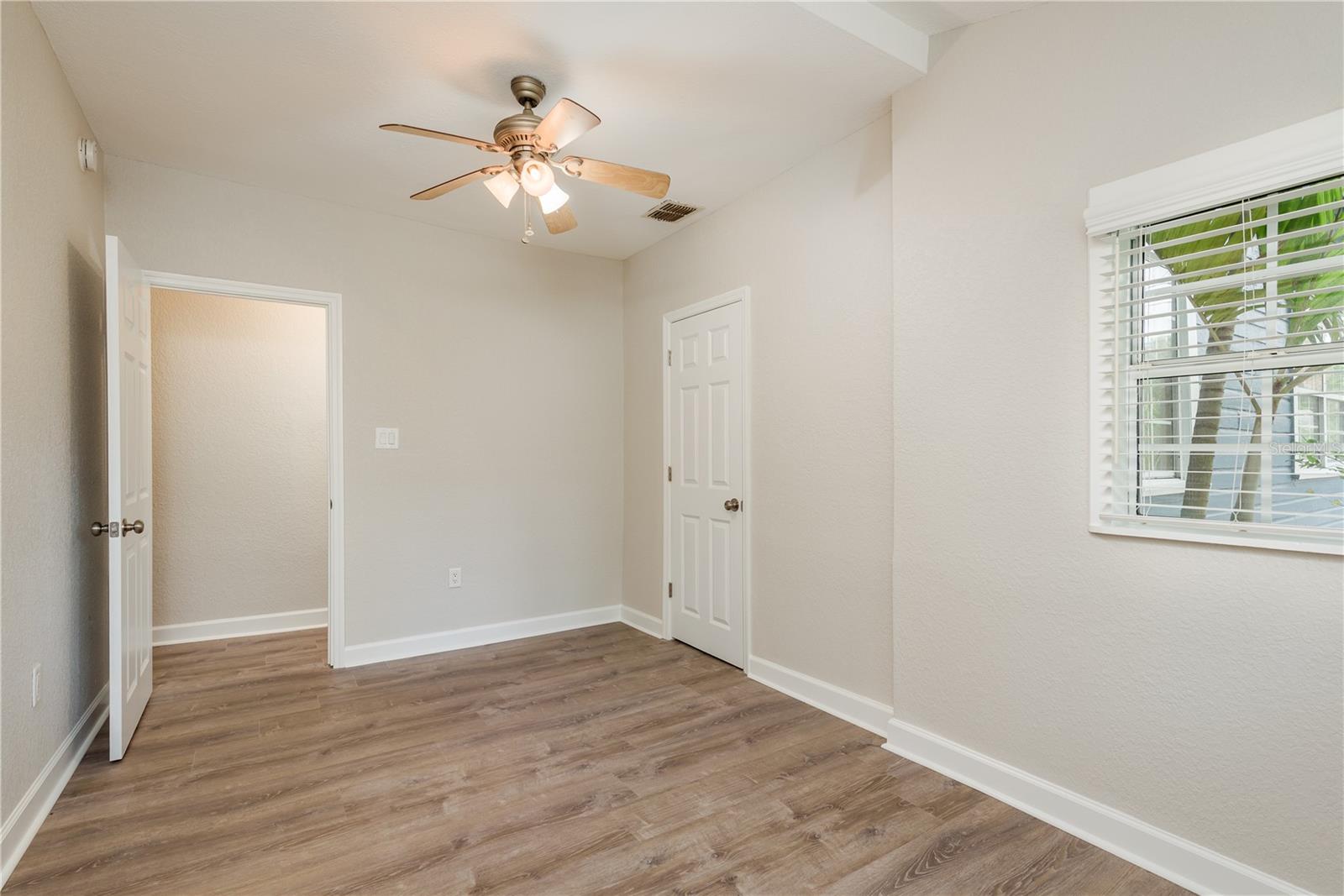 49 W Boyer St Property Photo 13