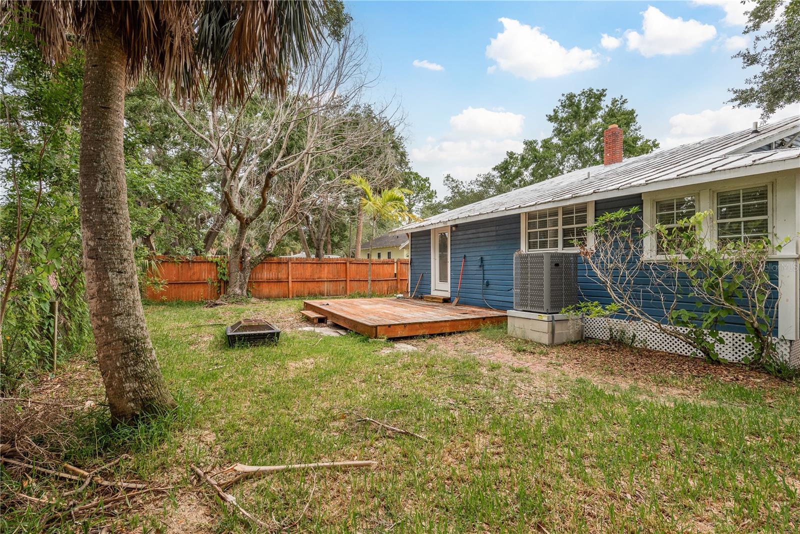 49 W Boyer St Property Photo 21