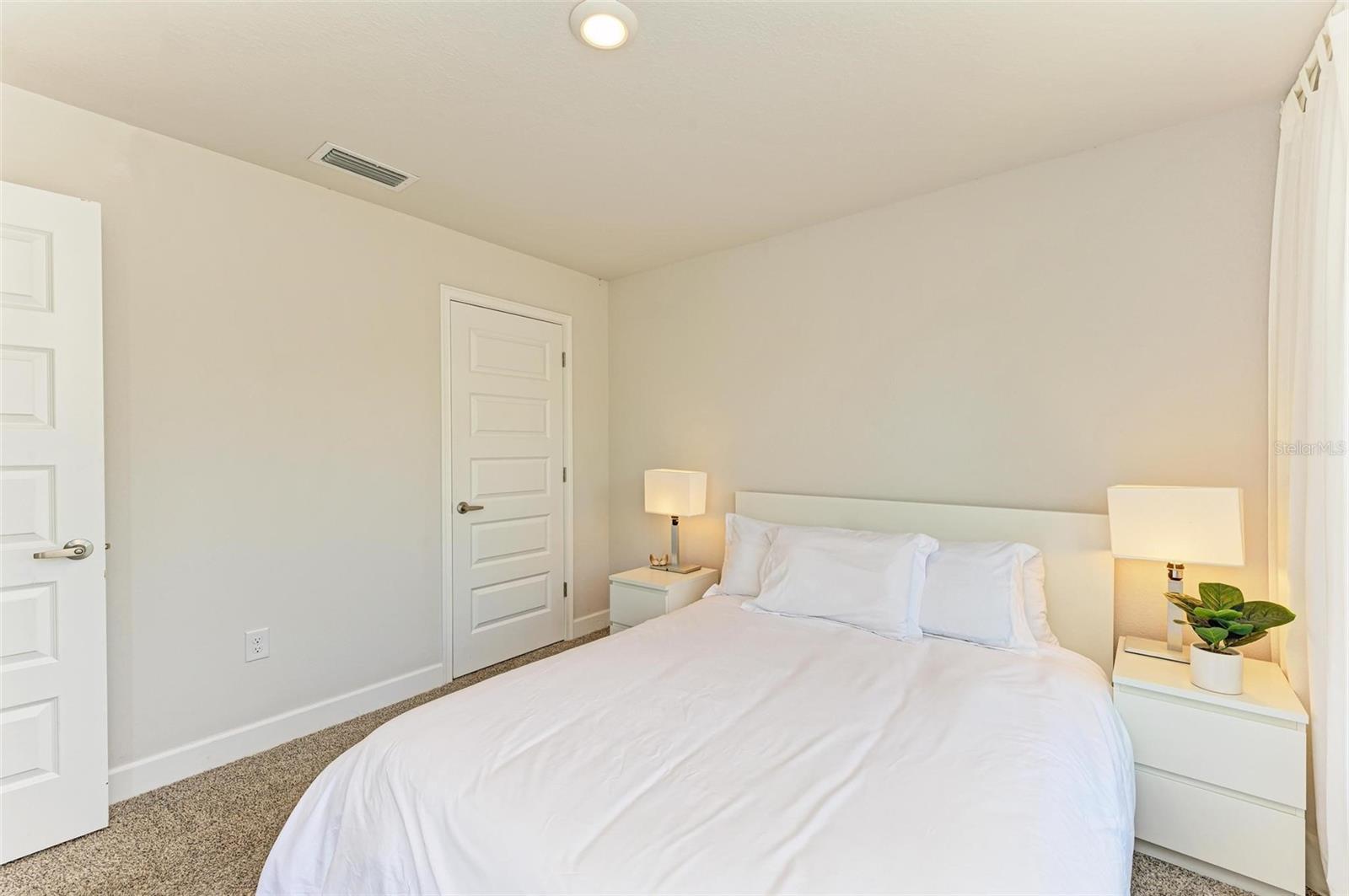 15329 Aldama Cir Property Photo 34
