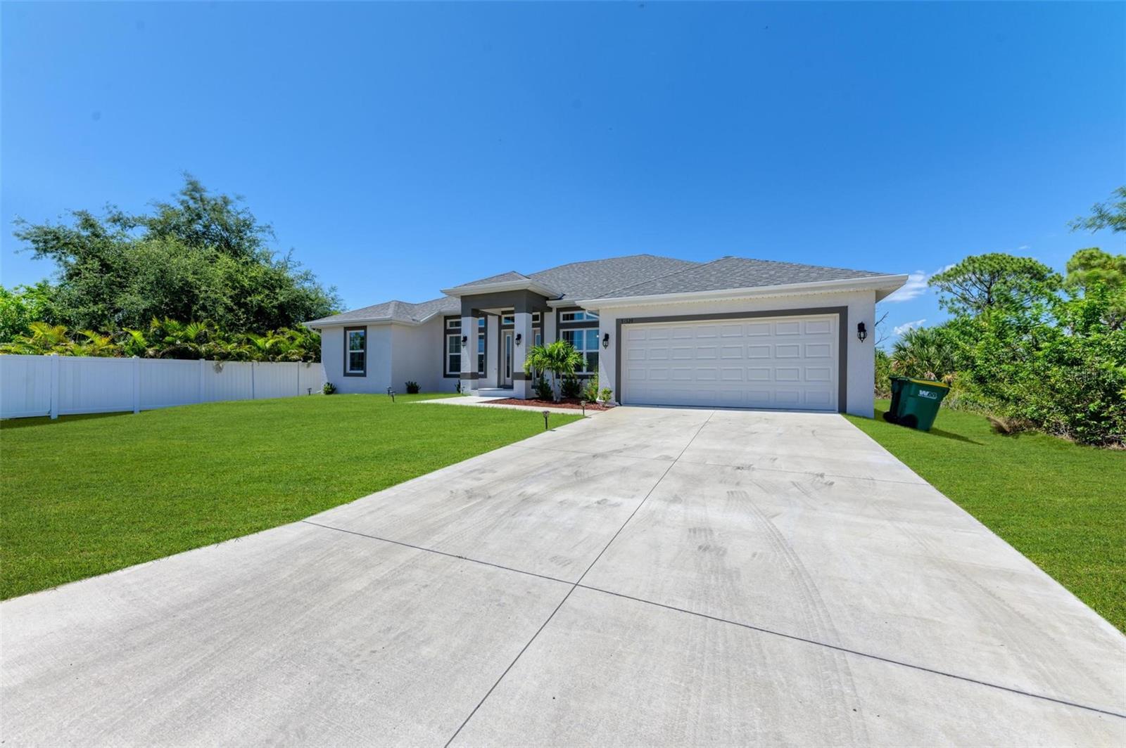 15329 Aldama Cir Property Photo 54