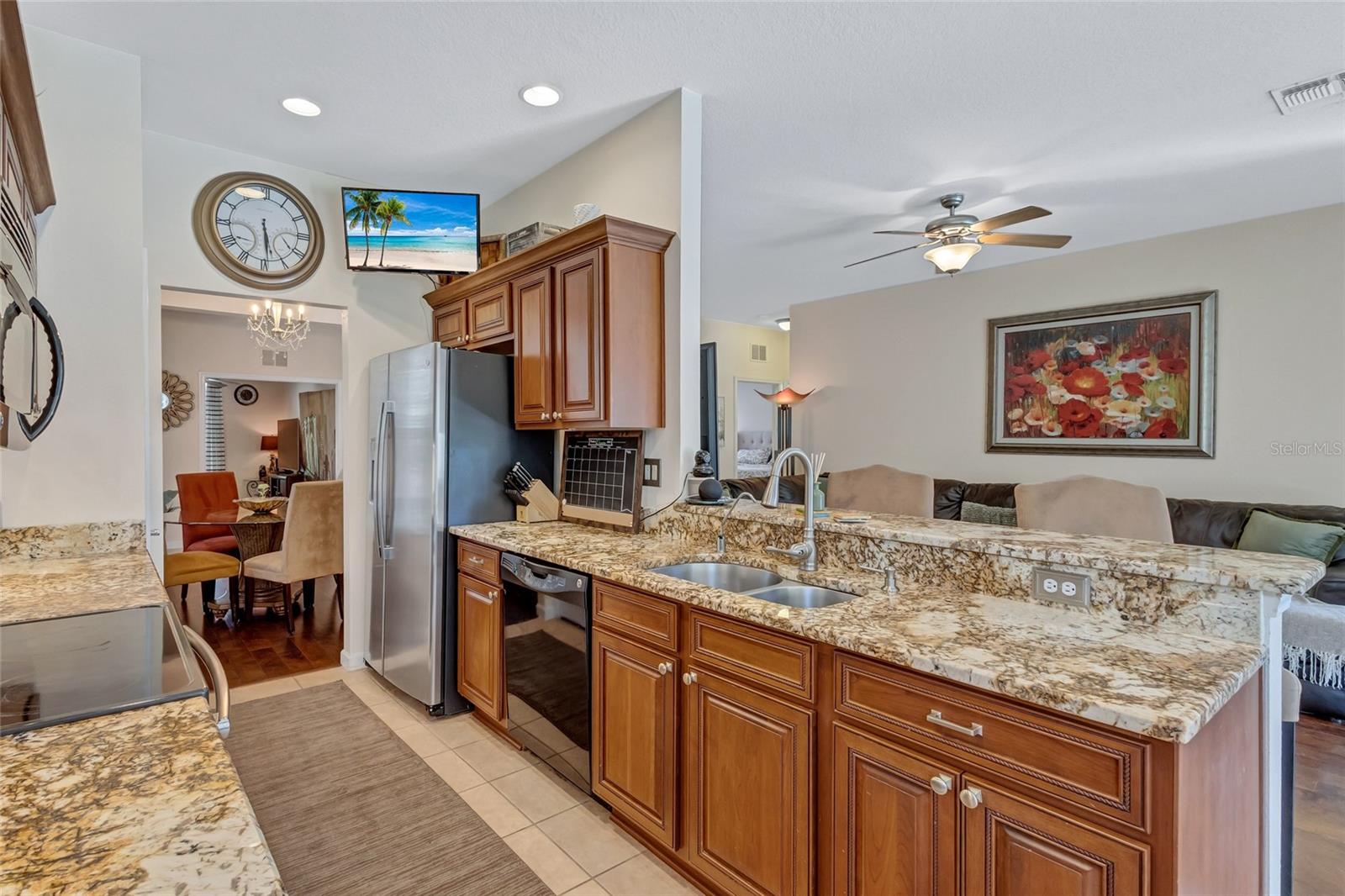 10426 48th Ct E Property Photo 12