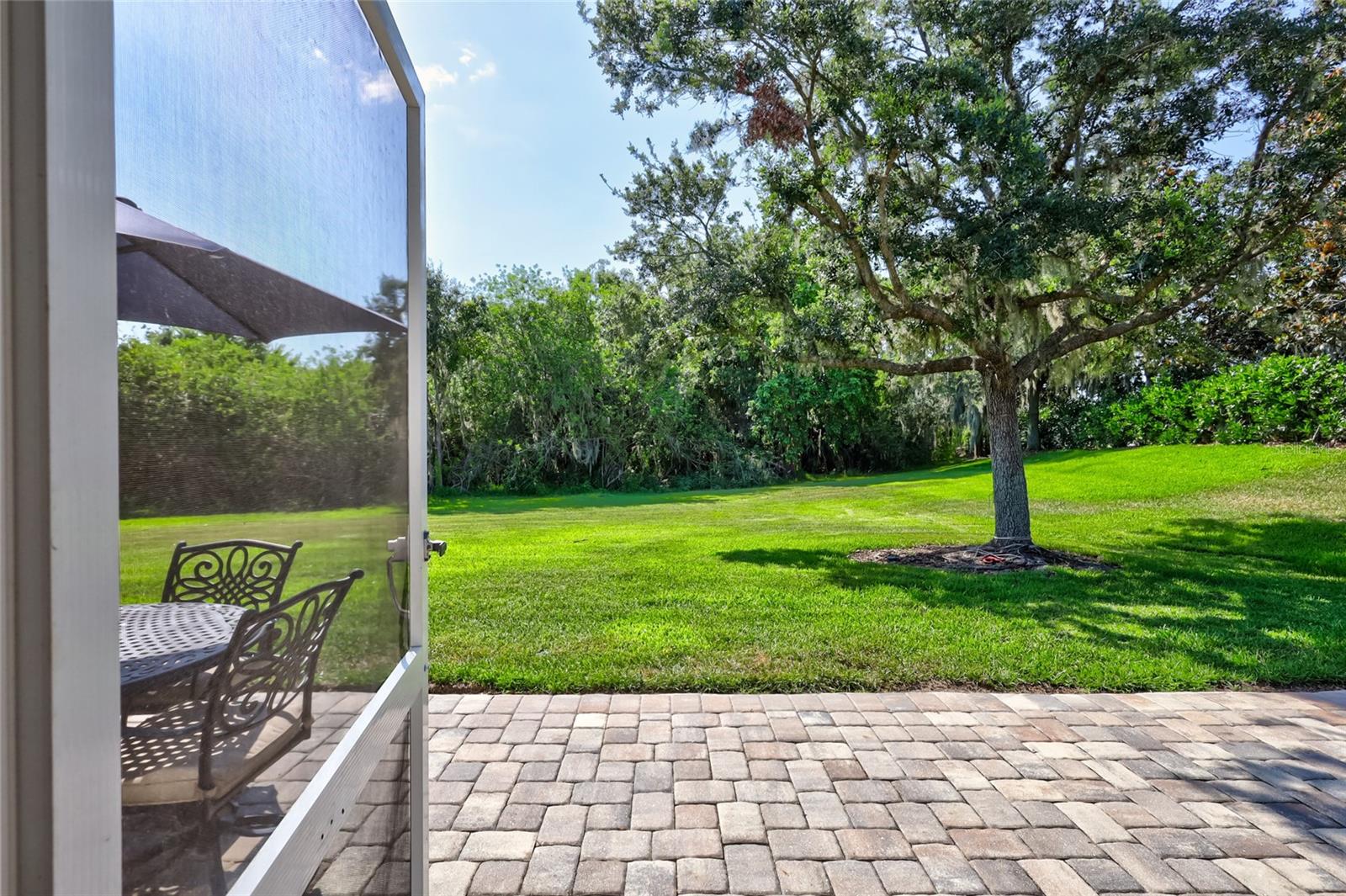 10426 48th Ct E Property Photo 26