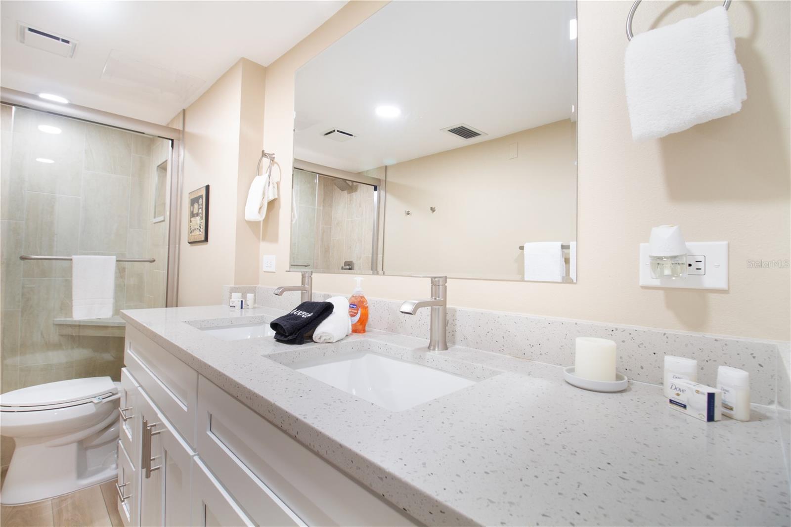 440 S Gulfview Blvd #1002 Property Photo 22