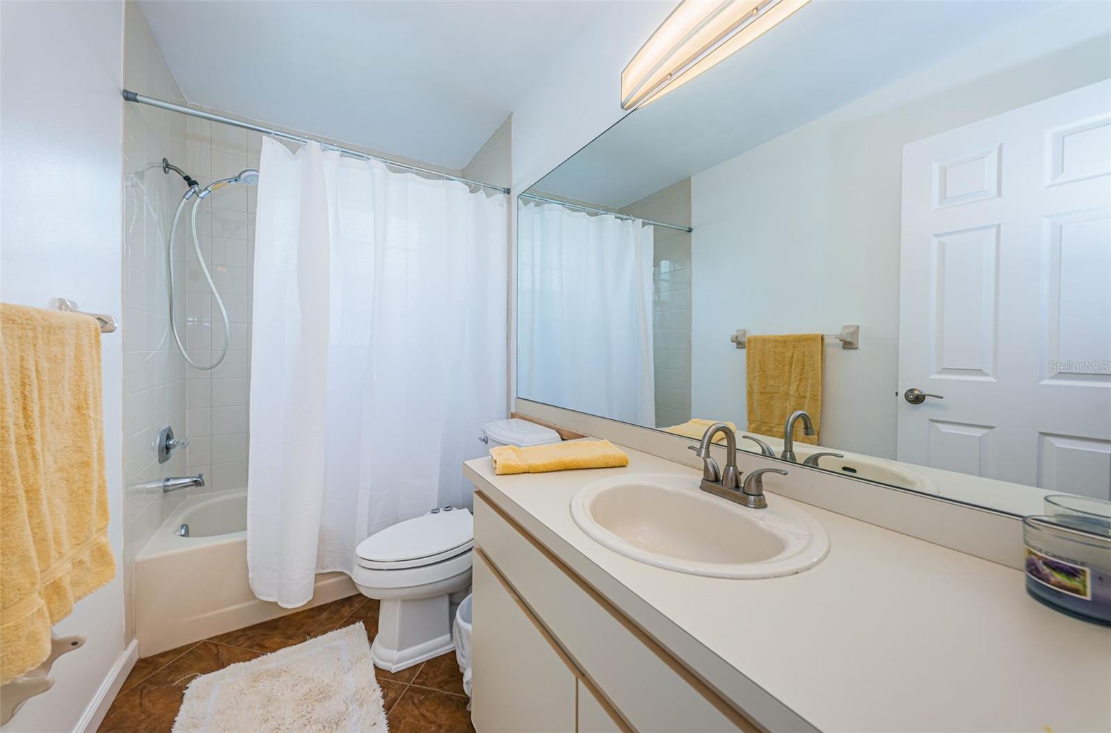 4811 Harbor Woods Dr Property Photo 16