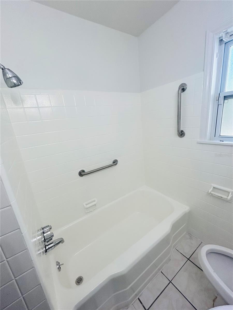 2811 Valencia Way S Property Photo 21