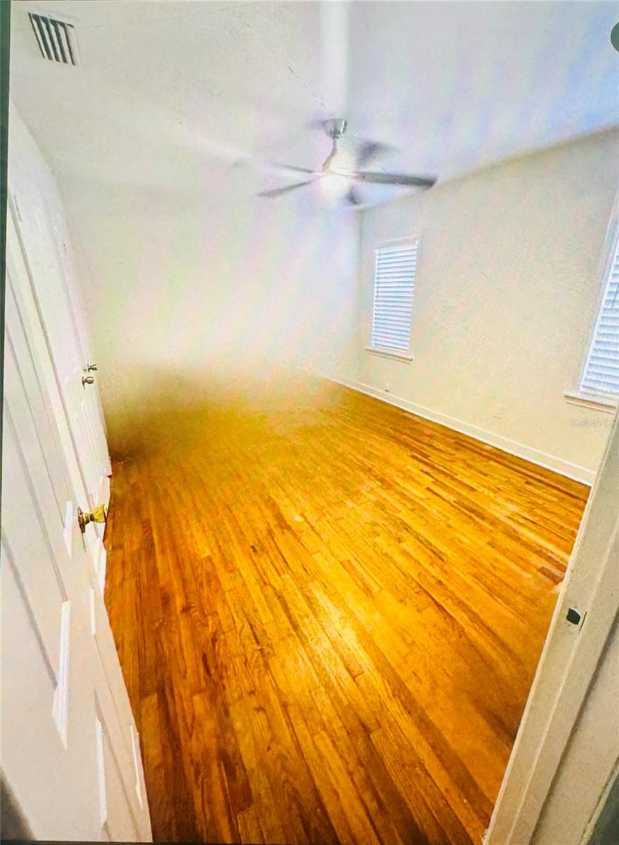 2811 Valencia Way S Property Photo 24