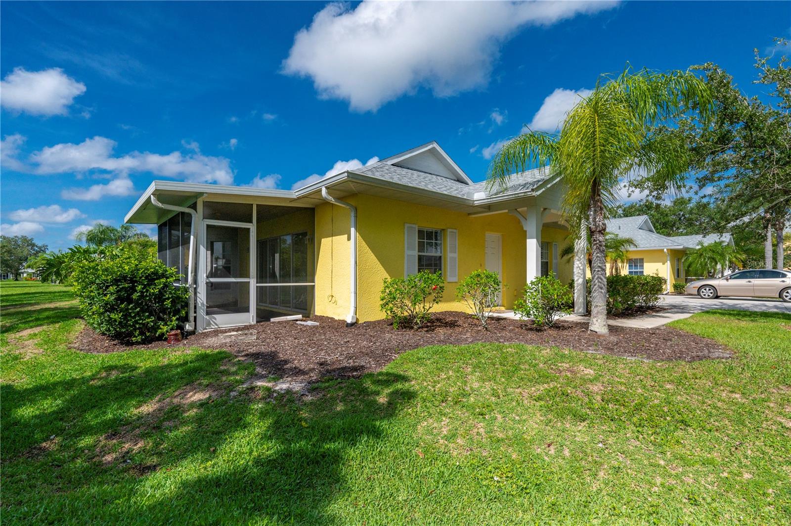 25574 Heritage Lake Blvd Property Photo 6