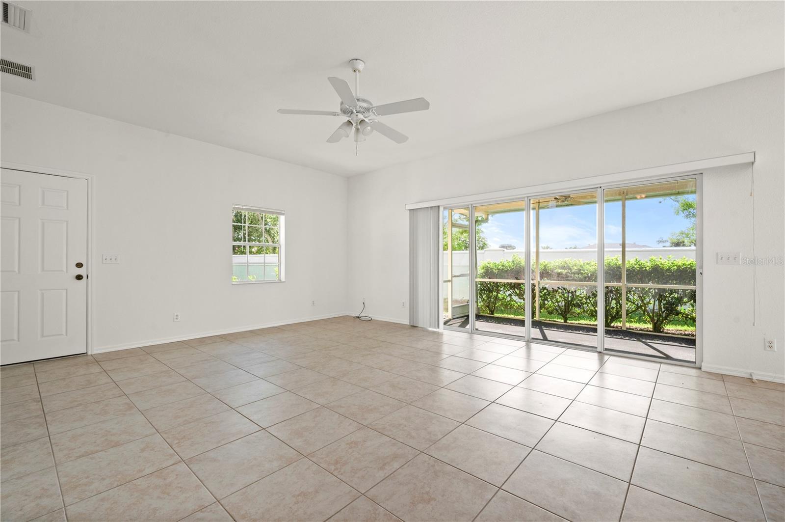 25574 Heritage Lake Blvd Property Photo 8