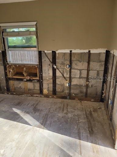 7140 Riverrun Rd Property Photo 32
