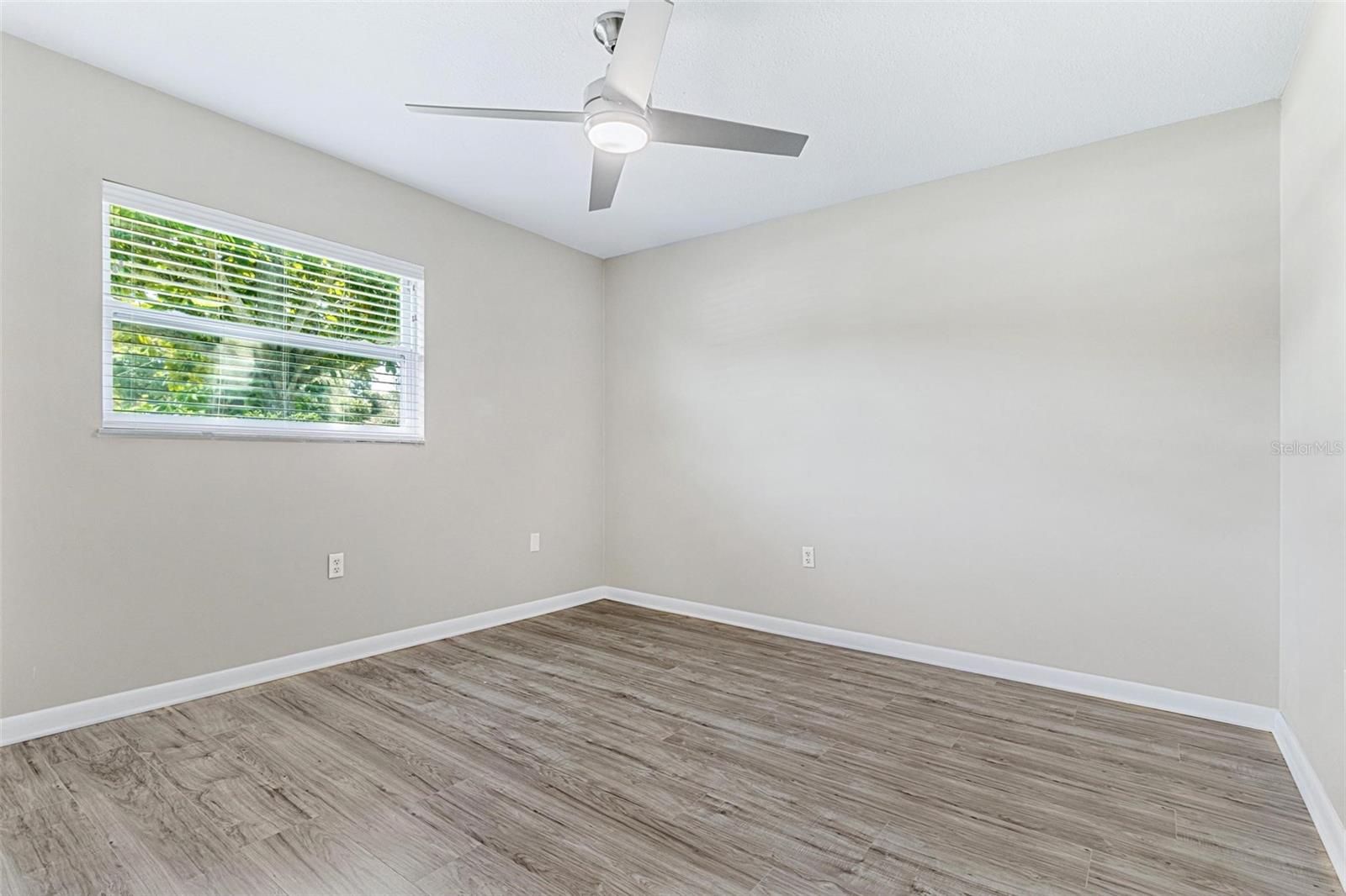 5127 Caesar Way S Property Photo 20