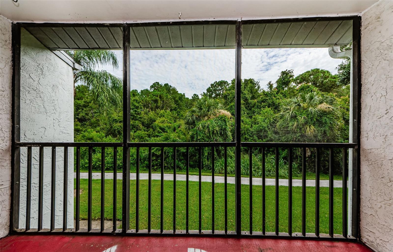 1170 Pine Ridge Cir W #c2 Property Photo 5