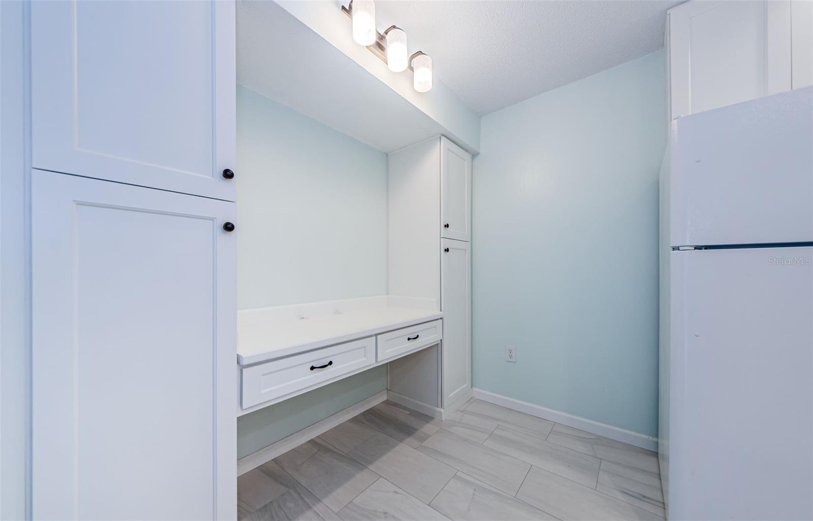 1170 Pine Ridge Cir W #c2 Property Photo 25