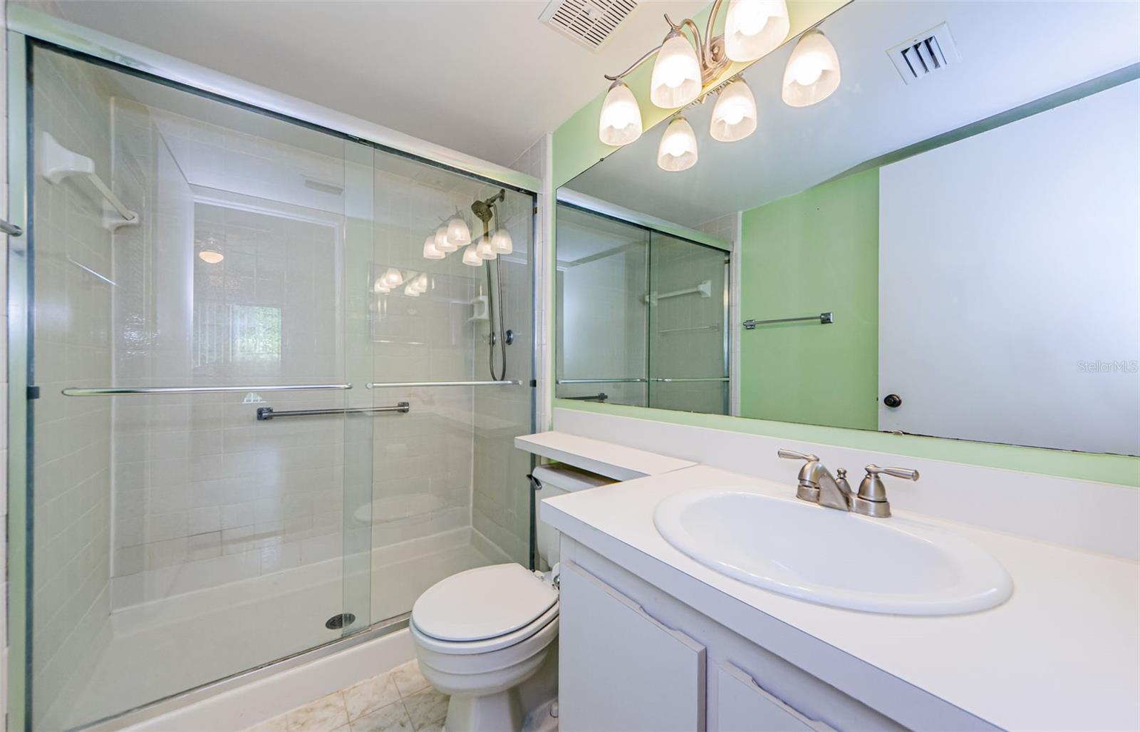 1170 Pine Ridge Cir W #c2 Property Photo 30