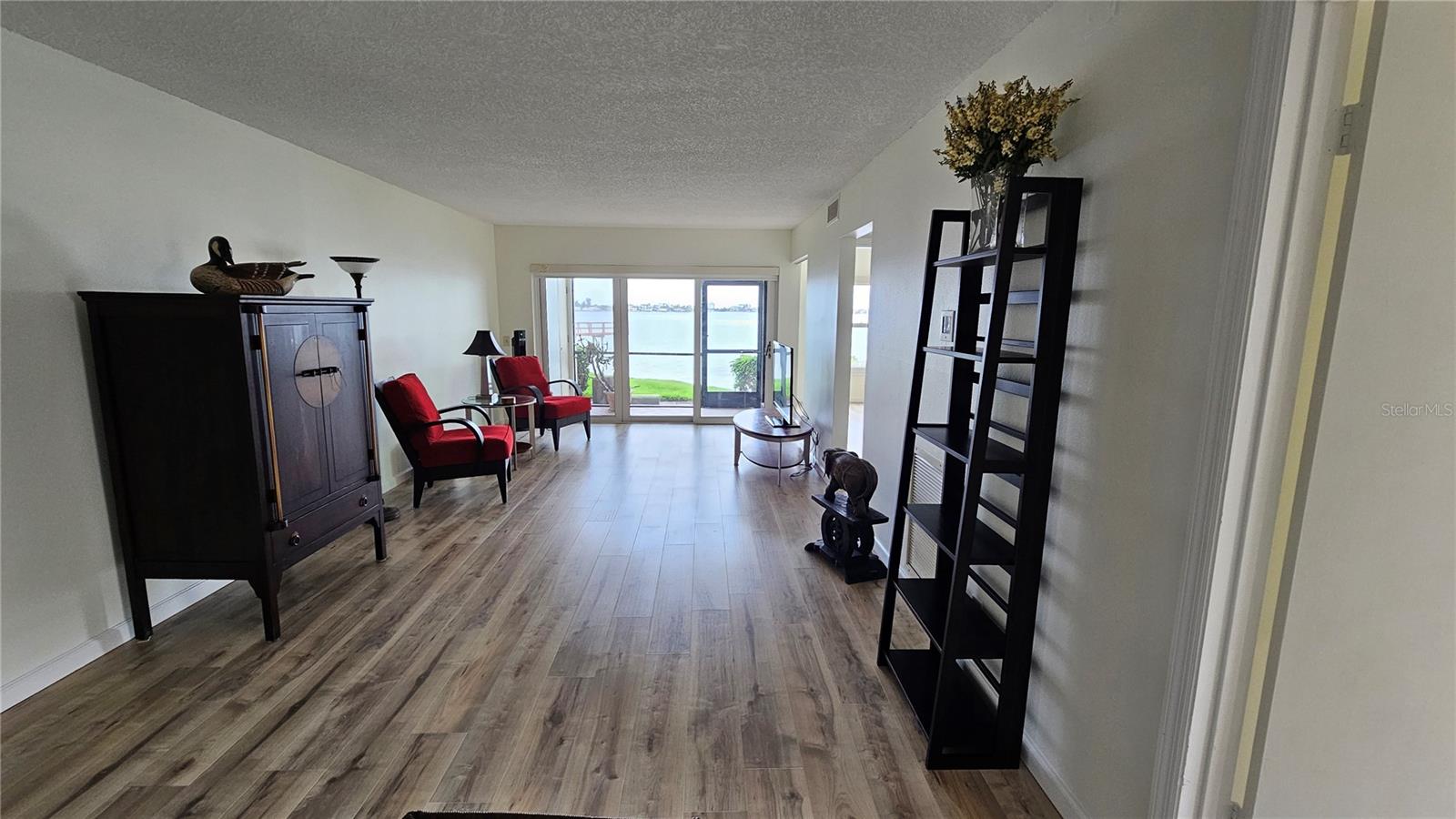 6177 Sun Blvd #108 Property Photo 3