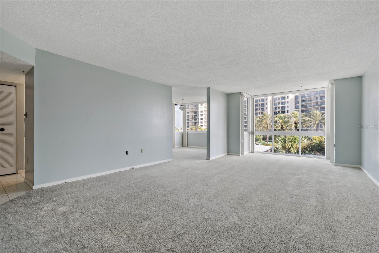 660 Island Way #301 Property Photo 5