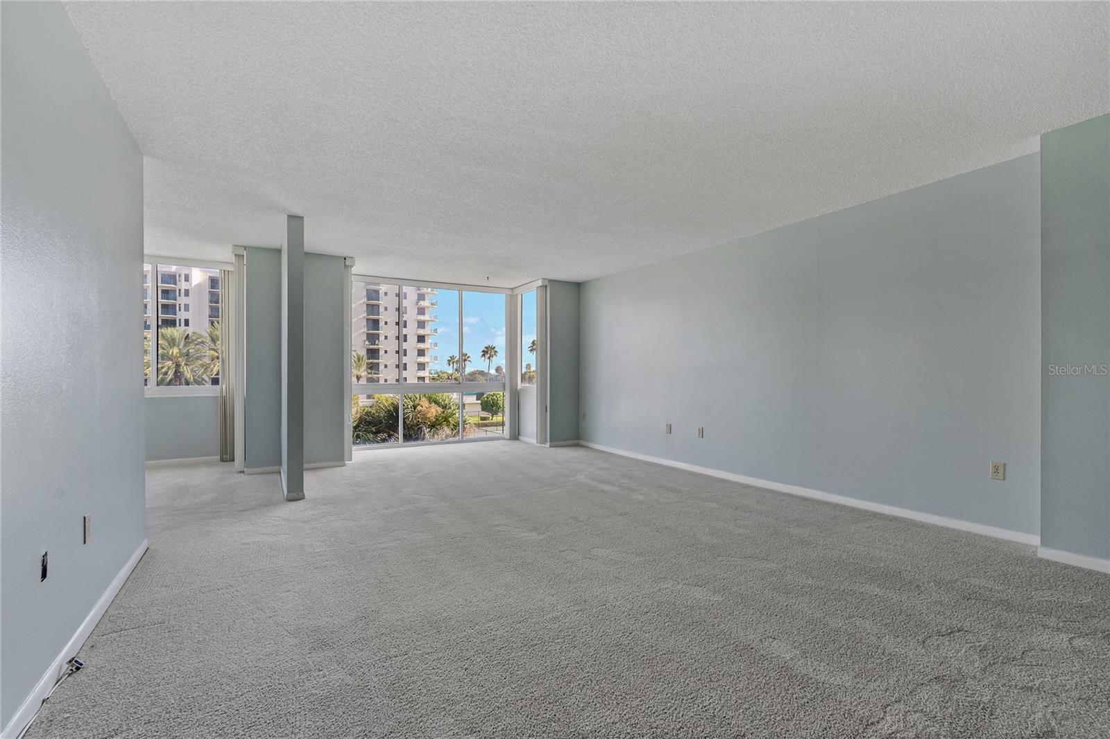 660 Island Way #301 Property Photo 6