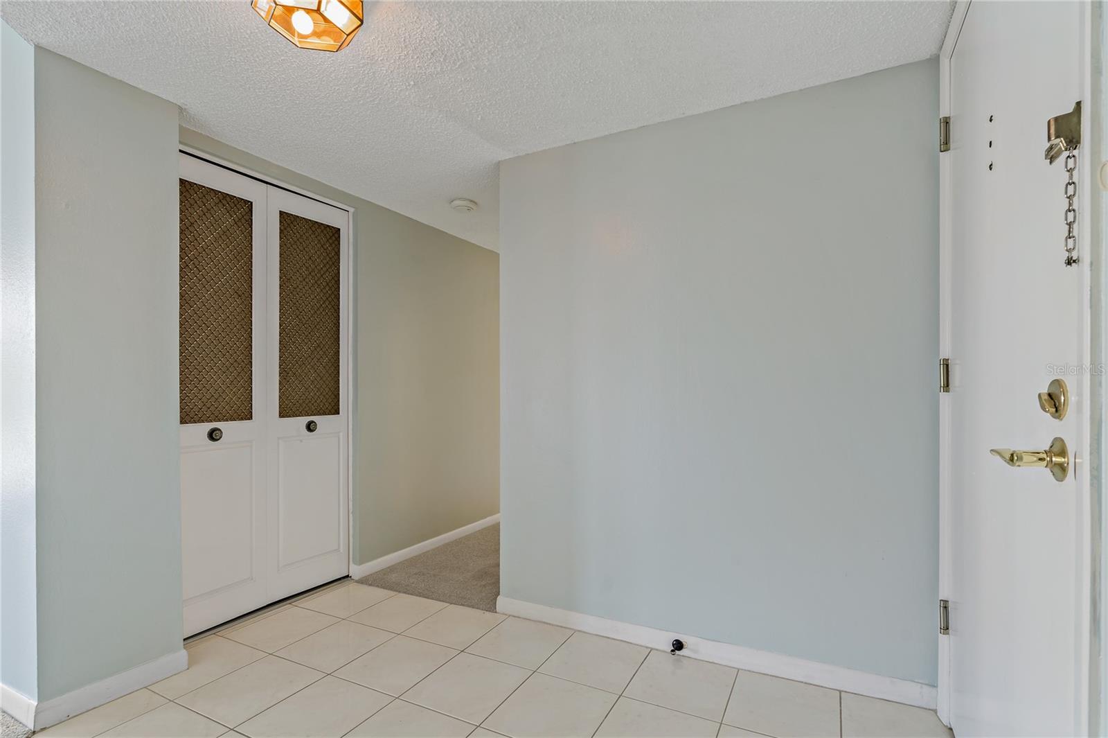 660 Island Way #301 Property Photo 7