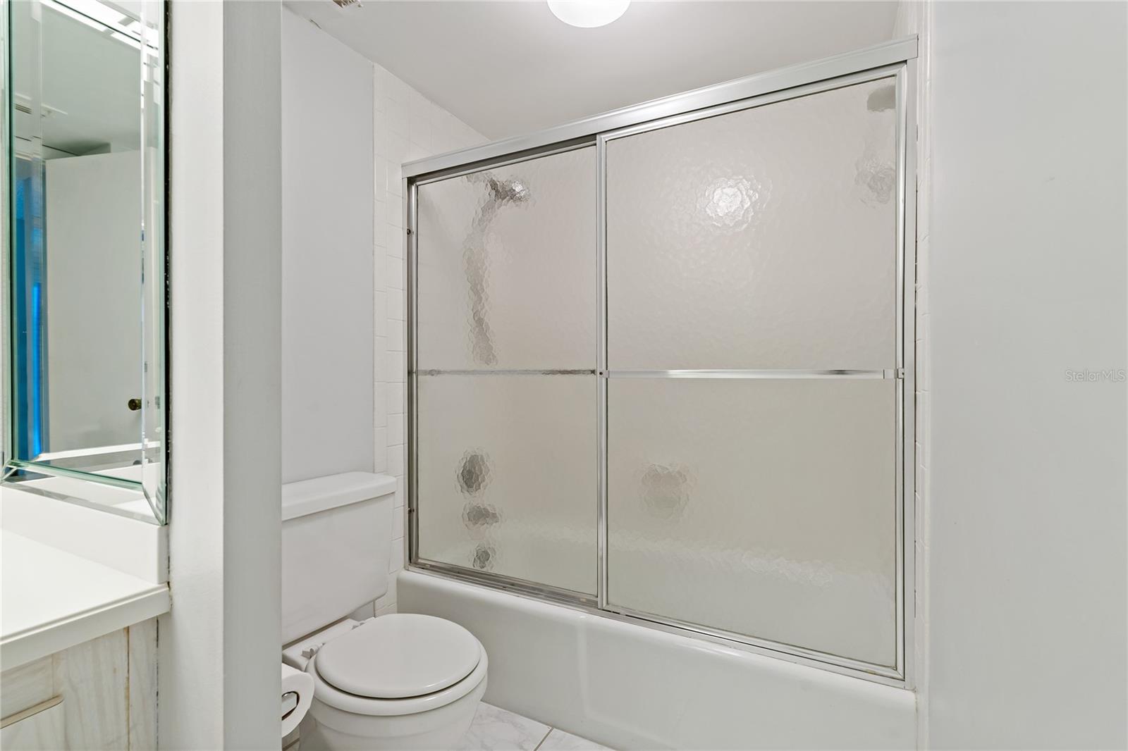 660 Island Way #301 Property Photo 21