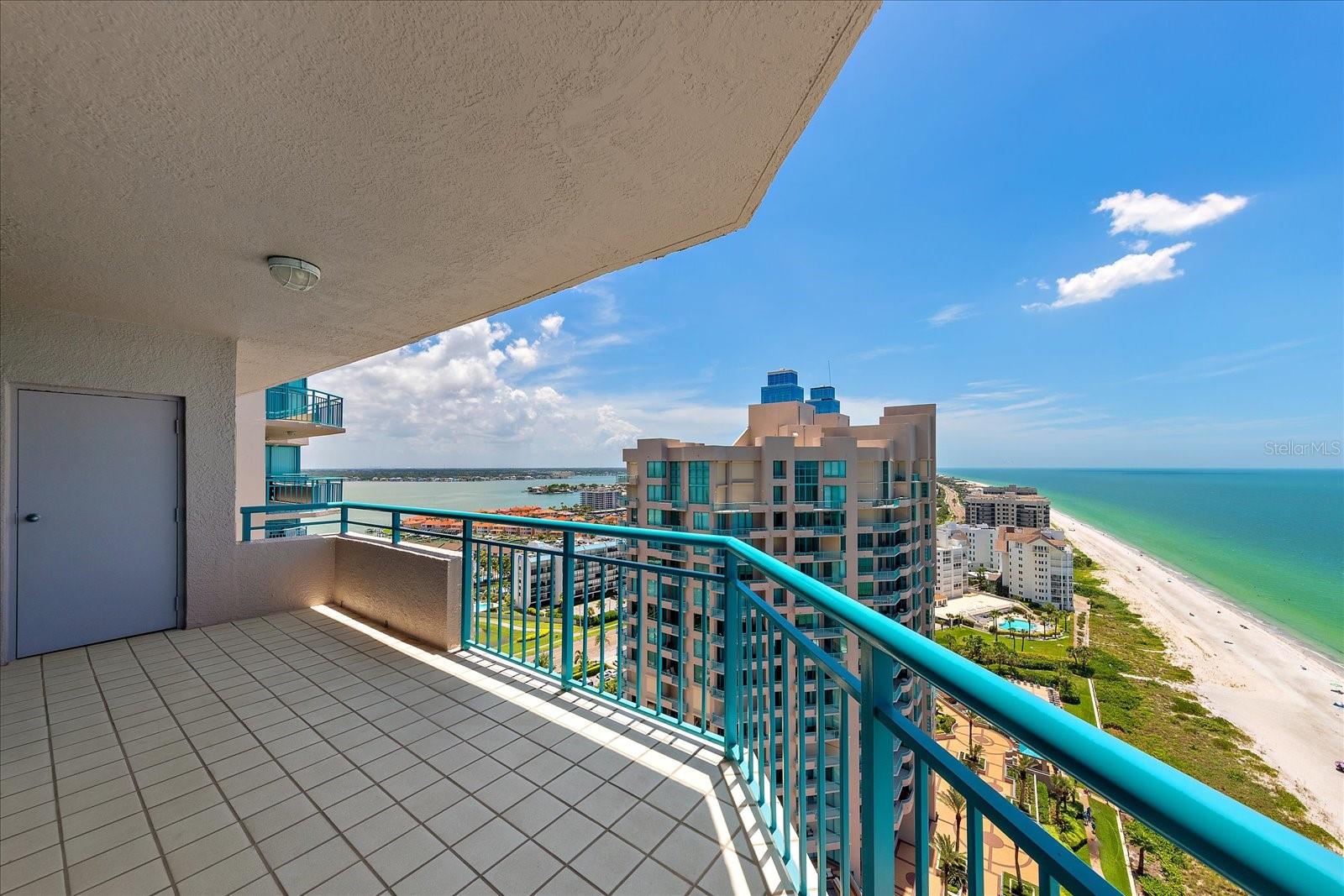 1540 Gulf Blvd #2102 Property Photo 6