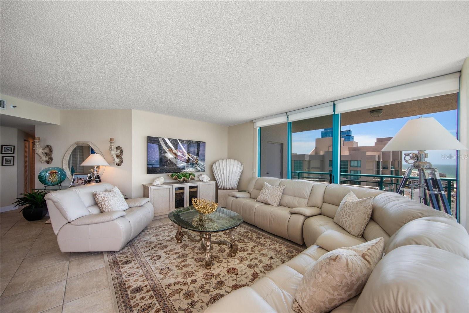 1540 Gulf Blvd #2102 Property Photo 13