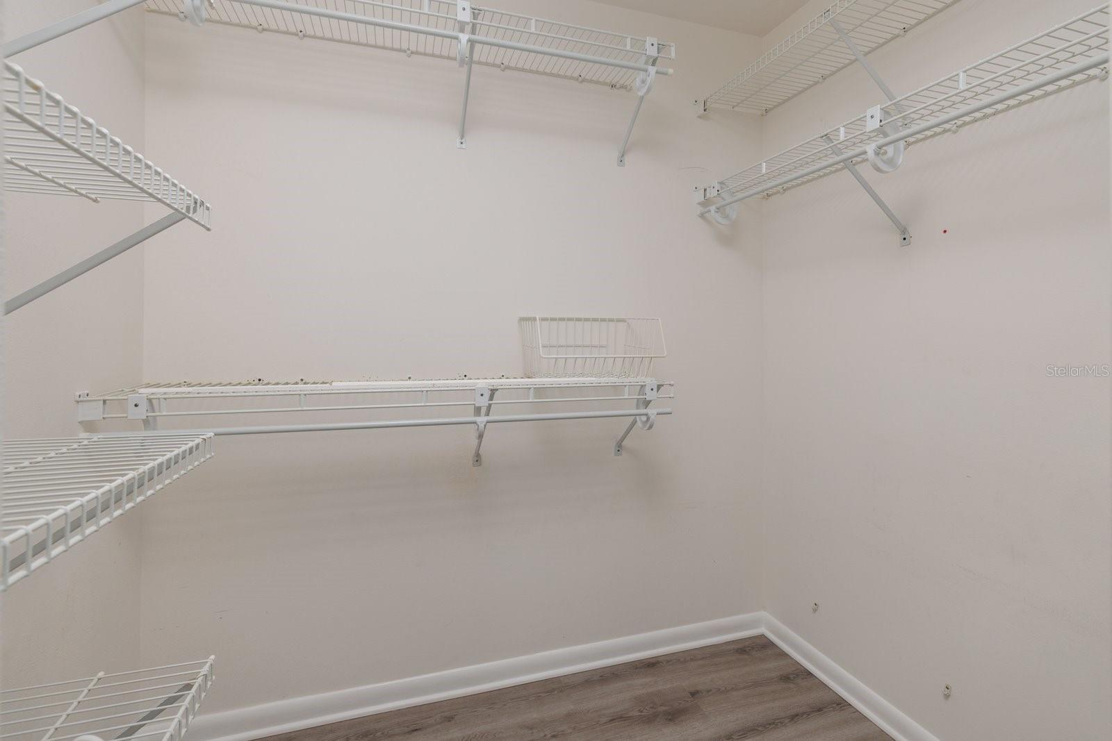 1560 Gulf Blvd #1004 Property Photo 25
