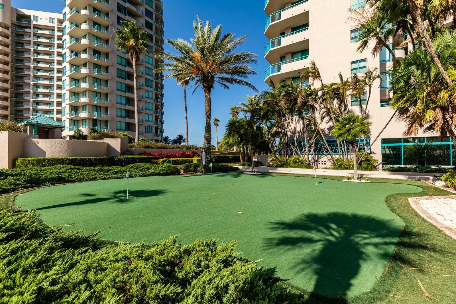 1560 Gulf Blvd #1004 Property Photo 38