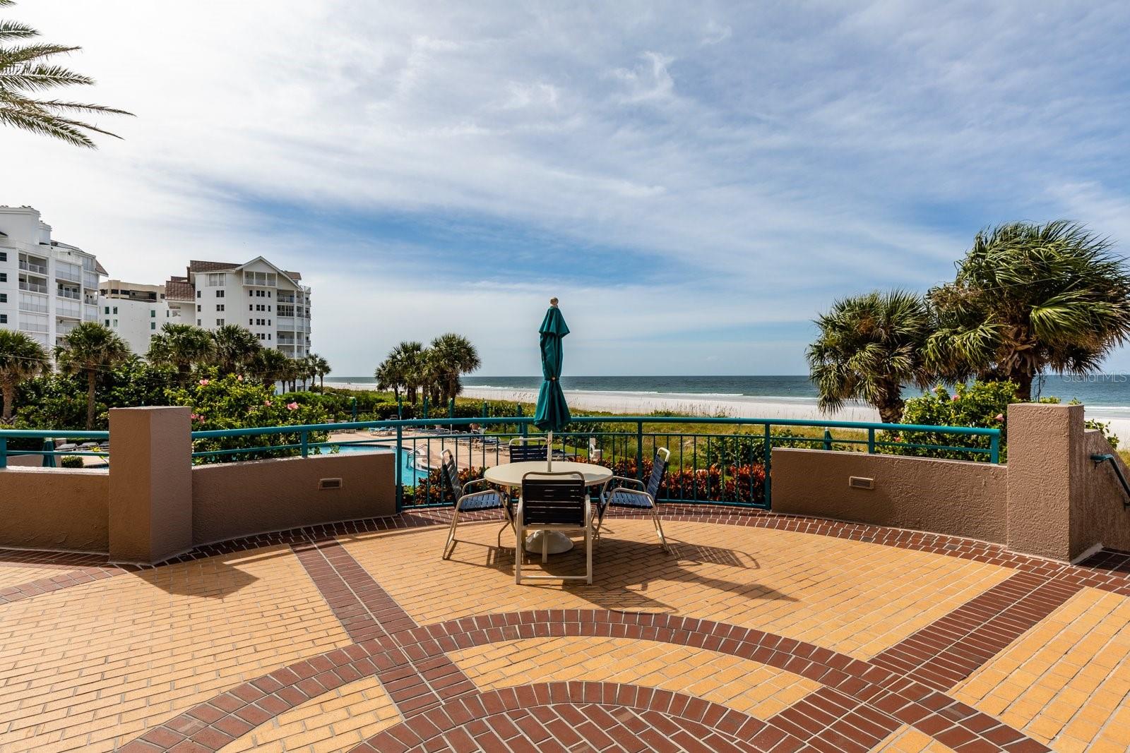1560 Gulf Blvd #1004 Property Photo 47