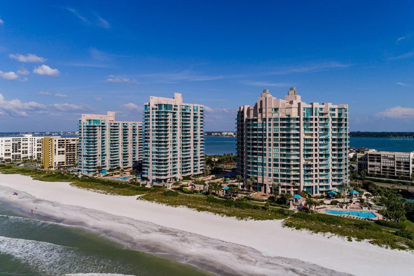 1560 Gulf Blvd #1004 Property Photo 63