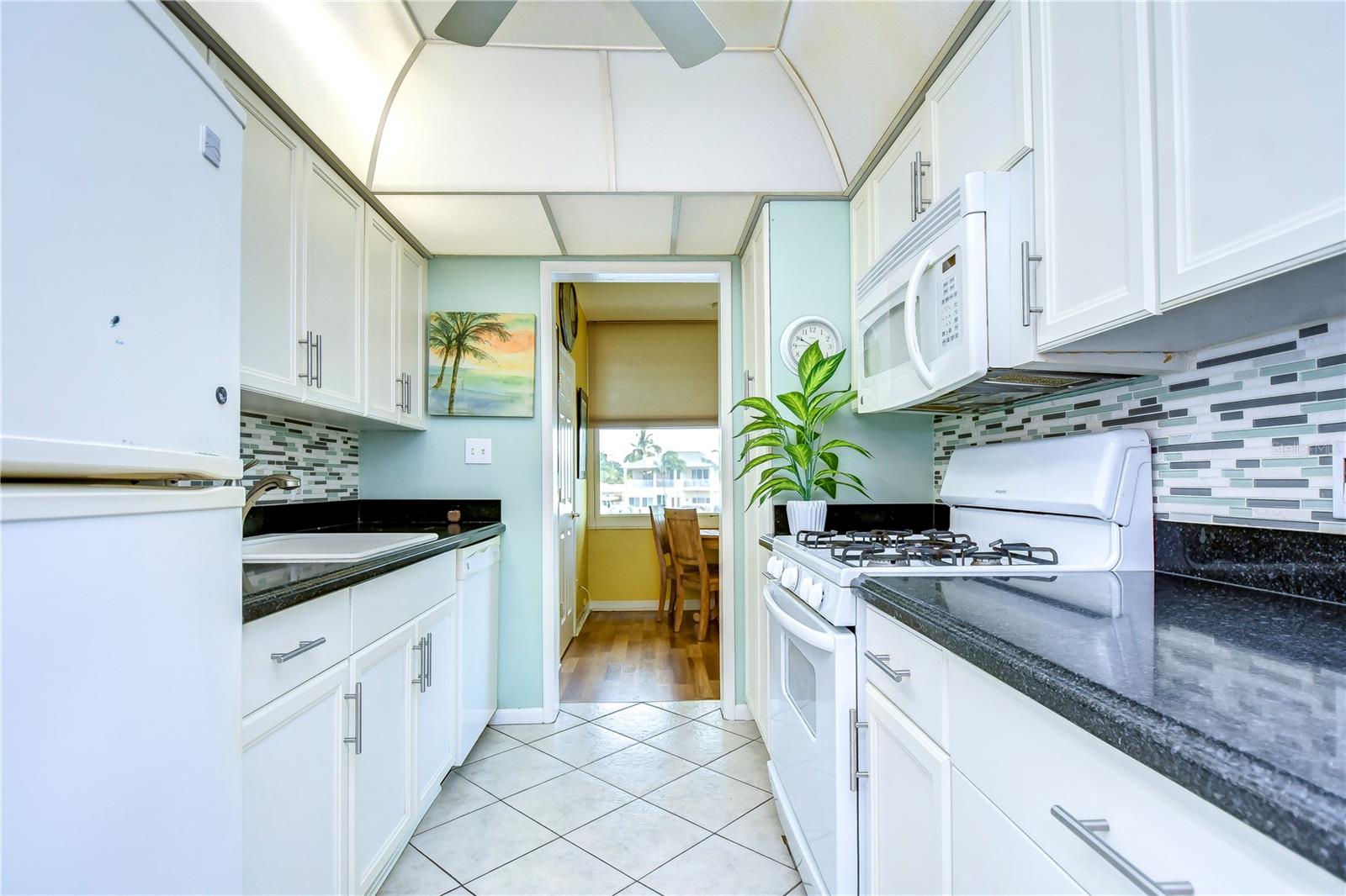 1893 Shore Dr S #206 Property Photo 12