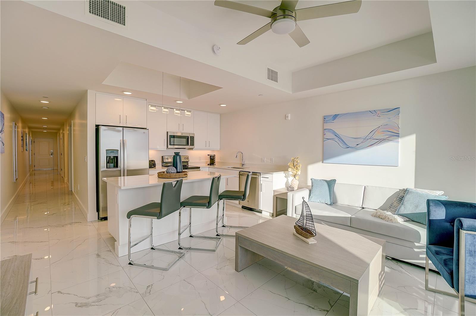 11500 Gulf Blvd #403 Property Photo 5