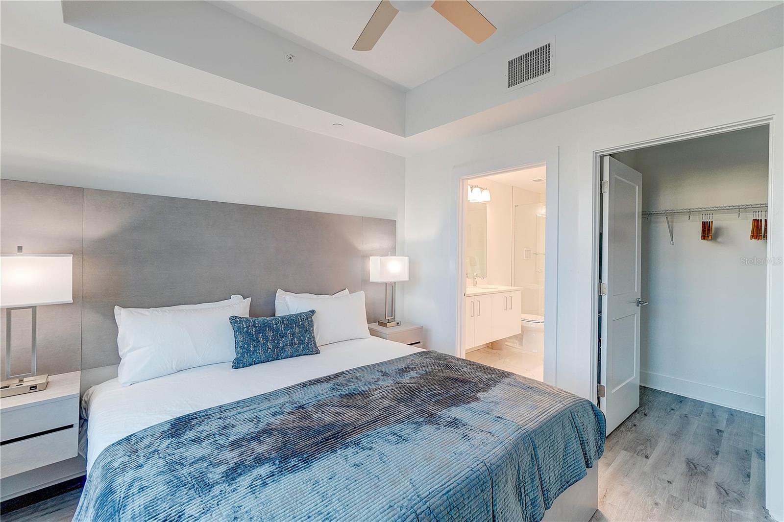 11500 Gulf Blvd #403 Property Photo 15