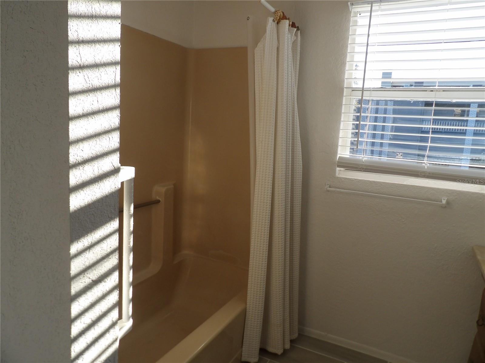 14975 1st St E Property Photo 14