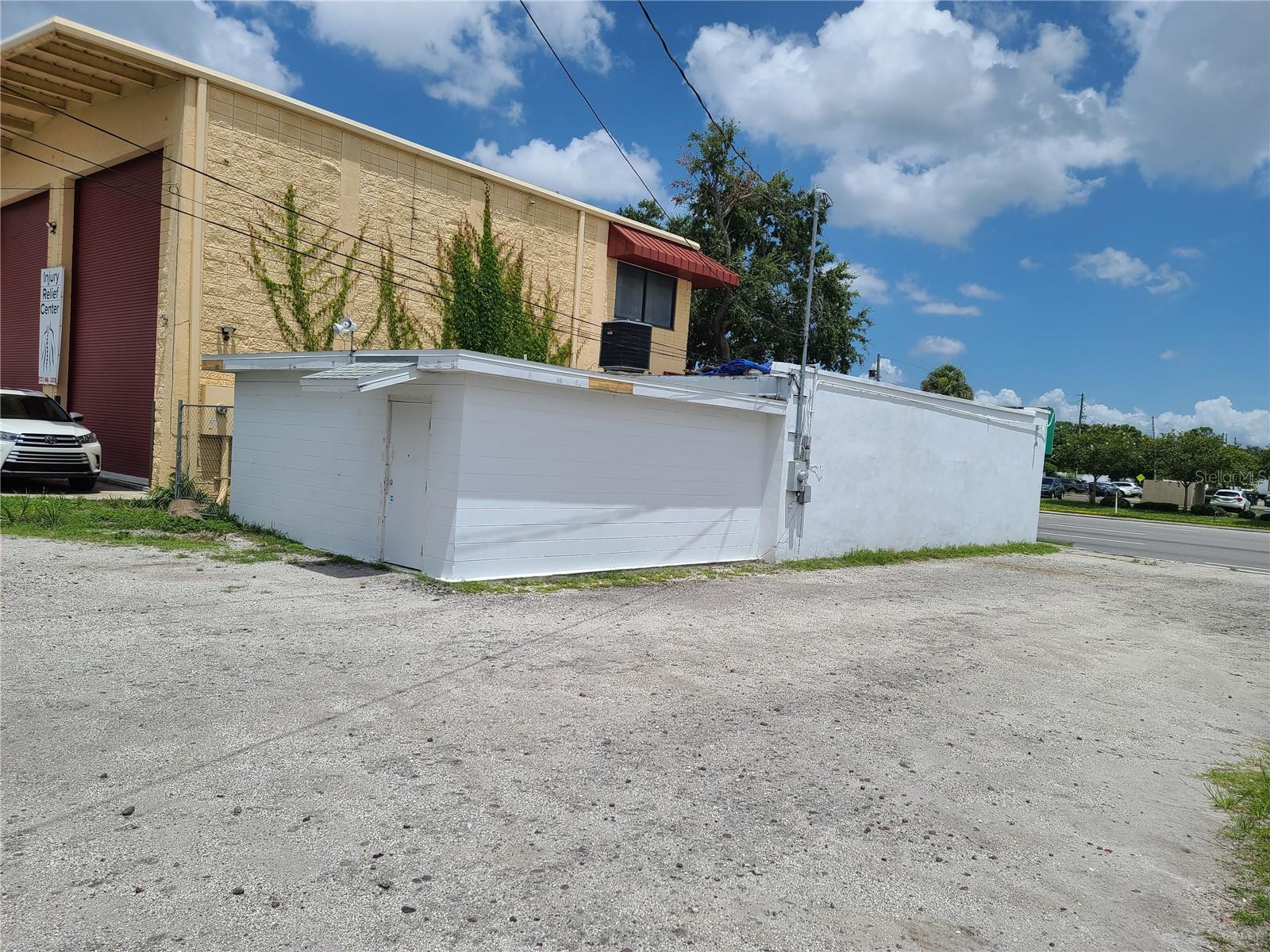4980 Park Blvd N Property Photo 7