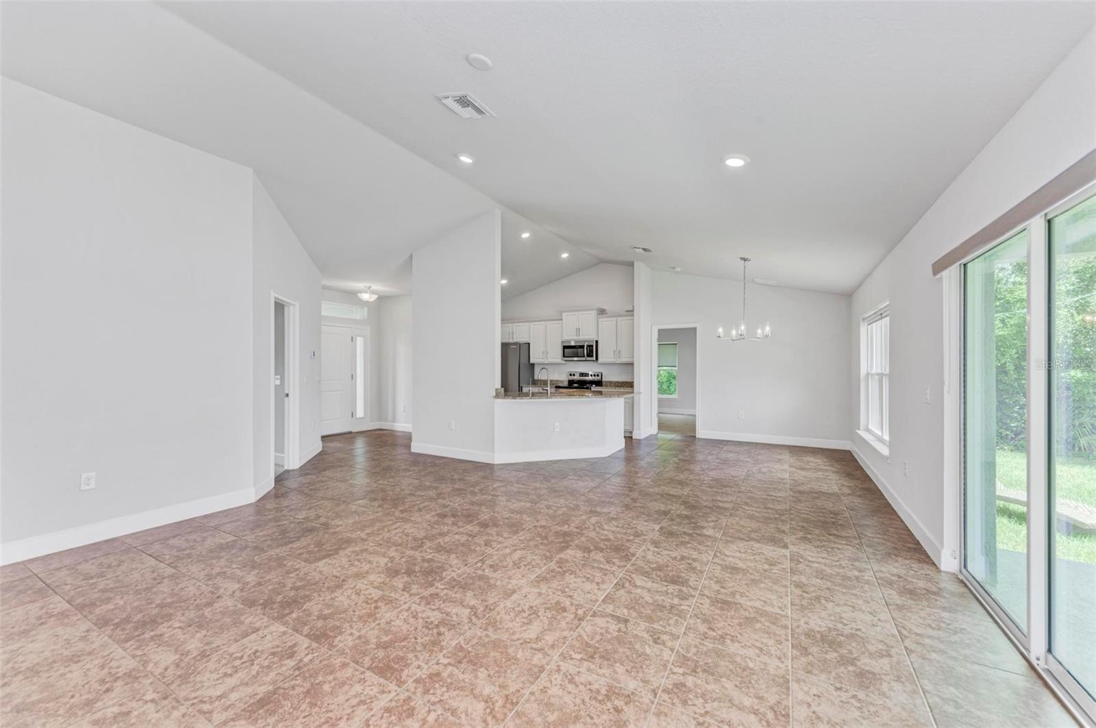 105 Dartmouth Rd Property Photo 15