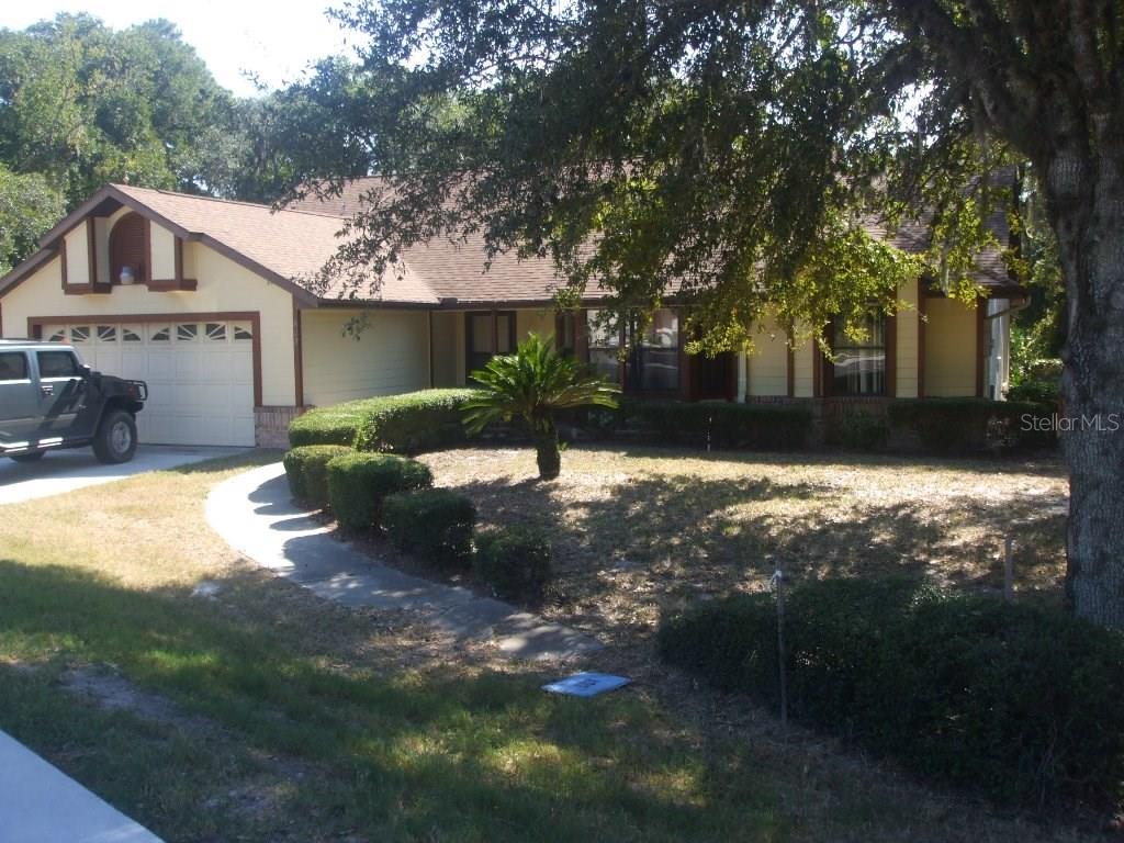 823 Debary Ave Property Photo 3