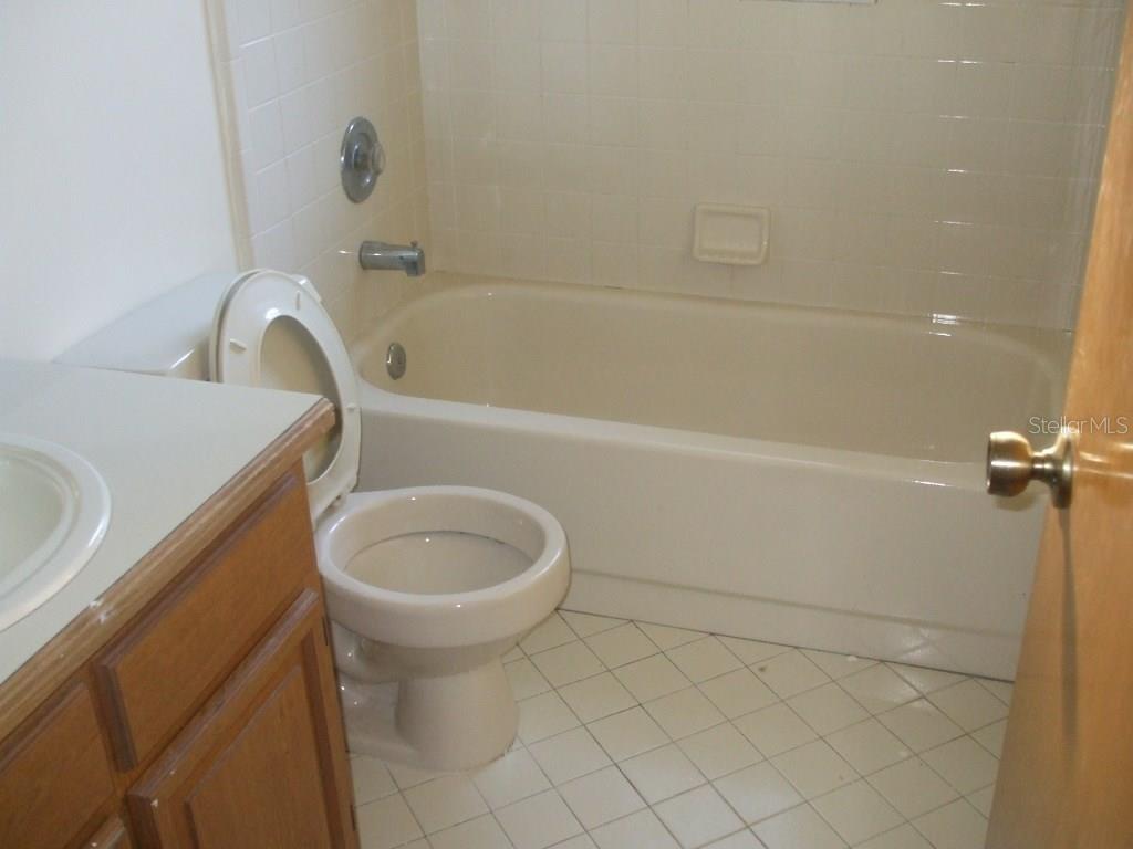 823 Debary Ave Property Photo 9