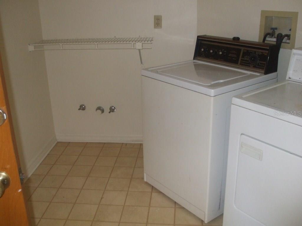 823 Debary Ave Property Photo 12