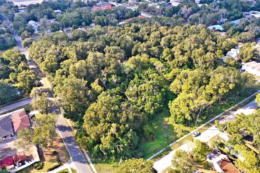 E New York Avenue Property Photo 3