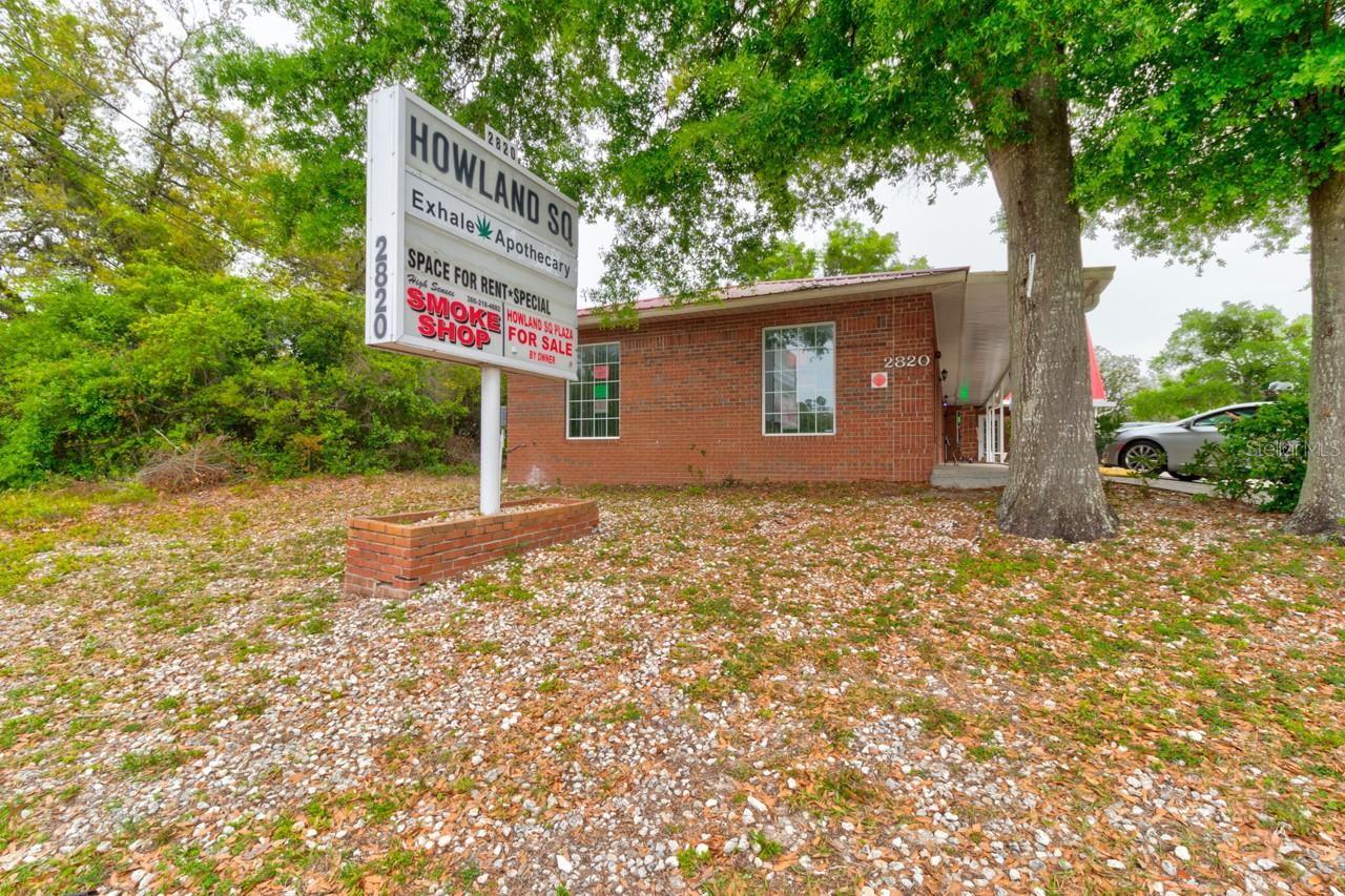 2820 Howland Blvd Property Photo 2