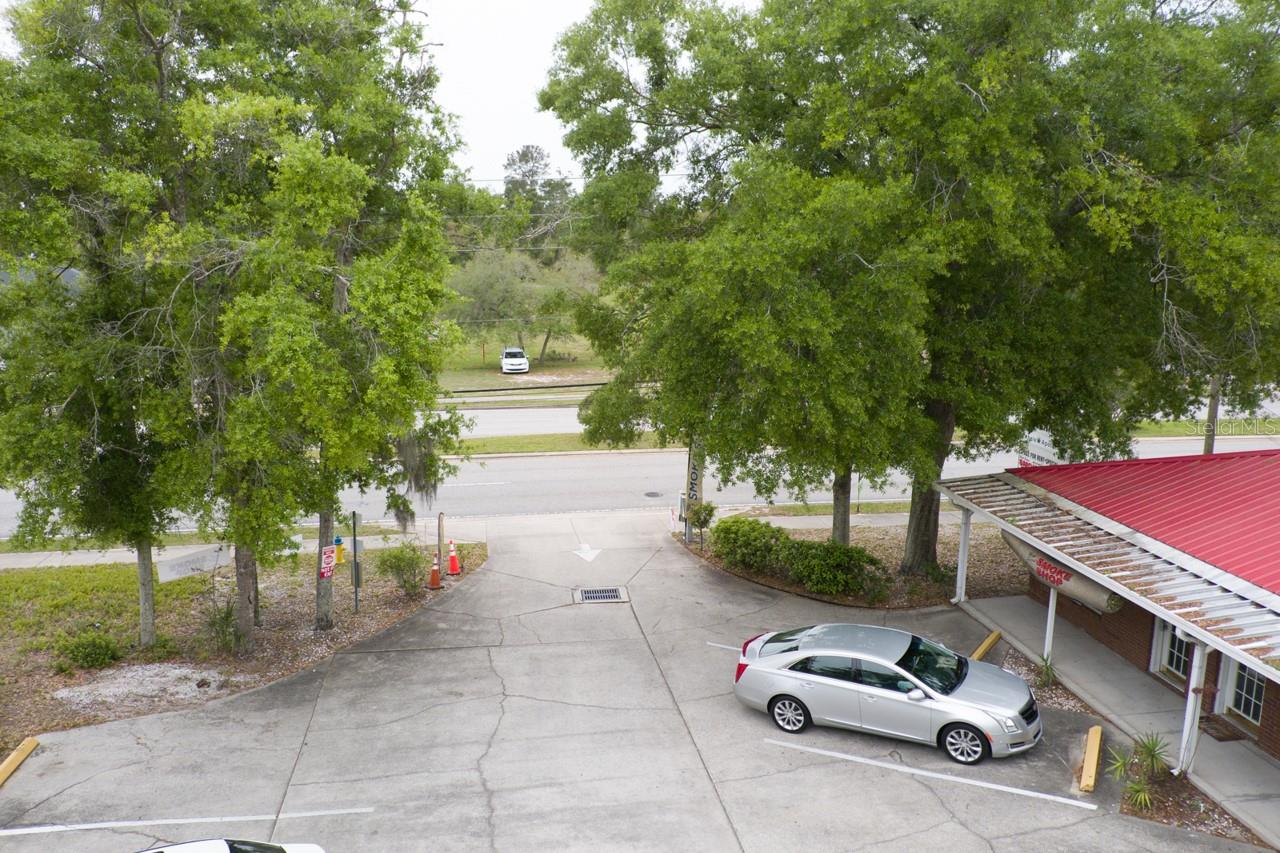 2820 Howland Blvd Property Photo 7