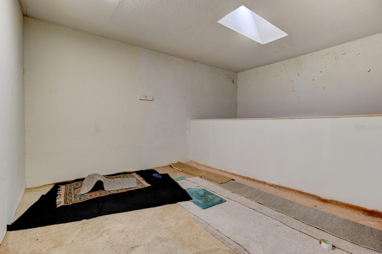 2820 Howland Blvd Property Photo 36